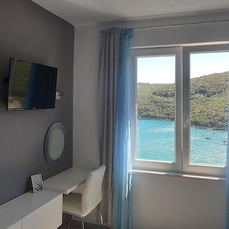 Apartment Noemi With A Direct Beach View Rabac Camera foto